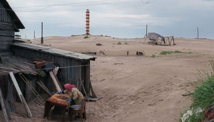 Жизнь в песках: необычная рыболовецкая деревушка, 20 фото