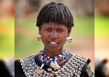 Представители самых древних племен и народов мира, 30 колоритных фото