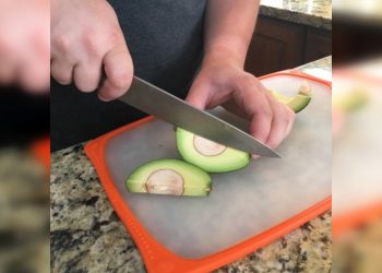 30 забавных примеров того, как плохие бытовые привычки разрушают самый прочный союз двух сердец