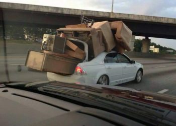 Короли грузоперевозки: 30 горе-водителей, которые решили перевезти больше и без лишних затрат